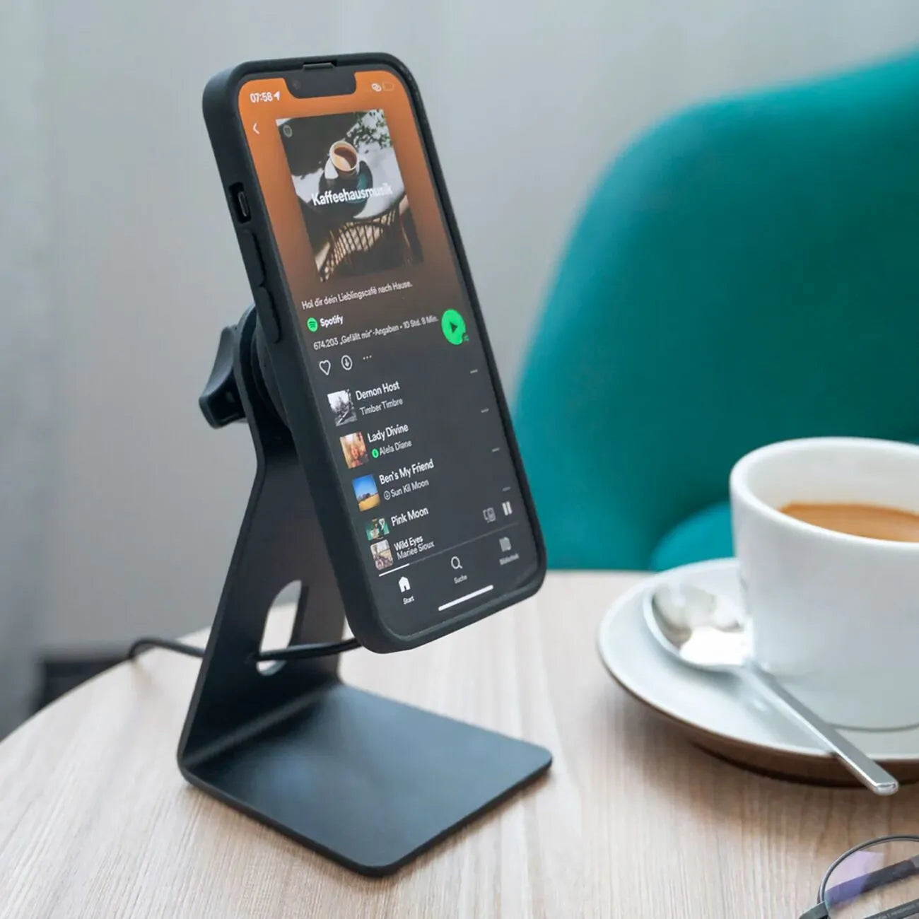 Sp Connect Charging Stand - 15w Wireless Charger