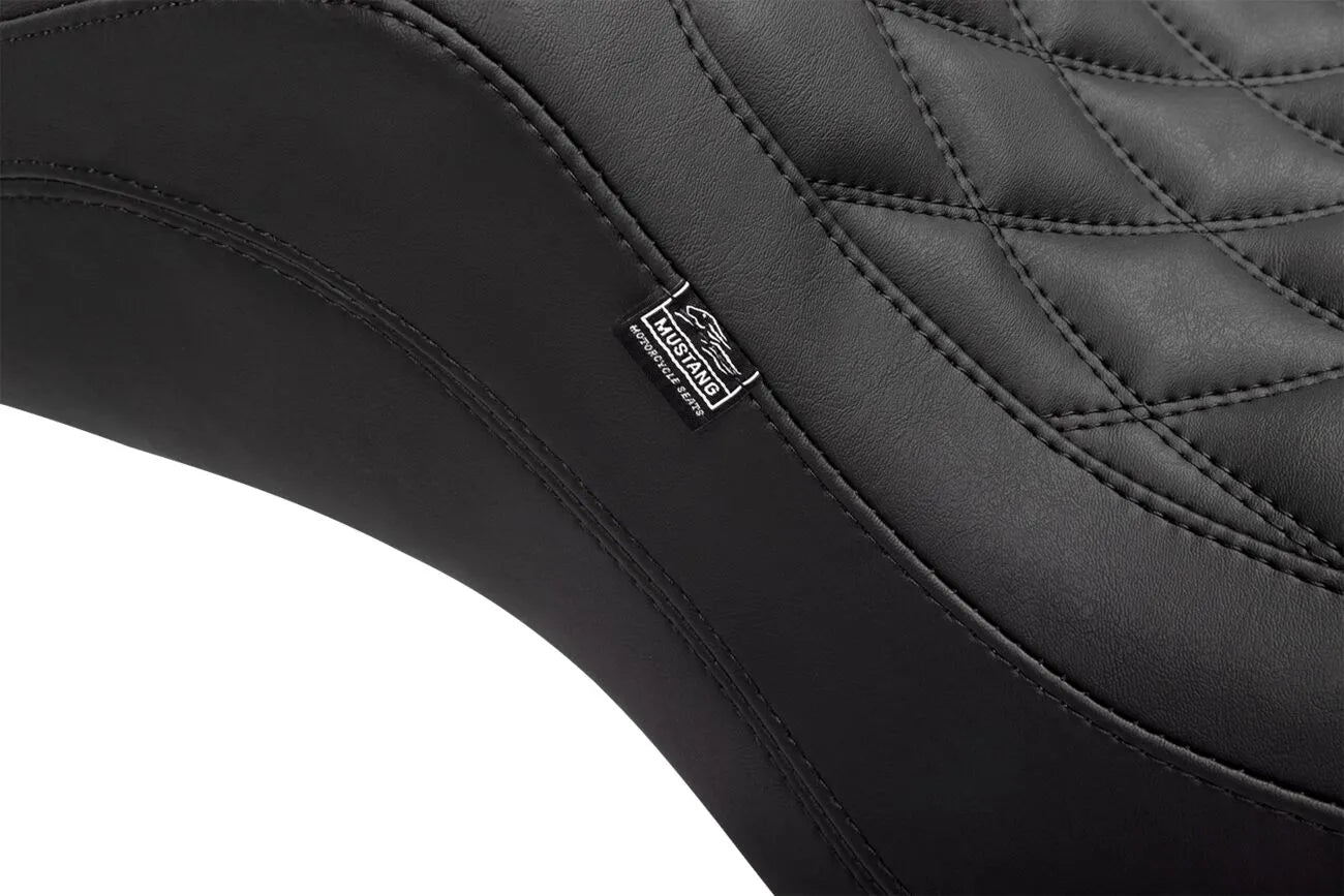 Mustang Double Diamond Squareback Seat