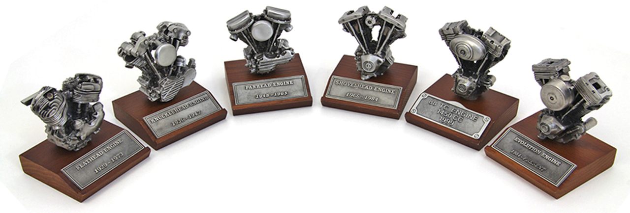 V-Twin Scale 1:8 Model Engines – Helmets