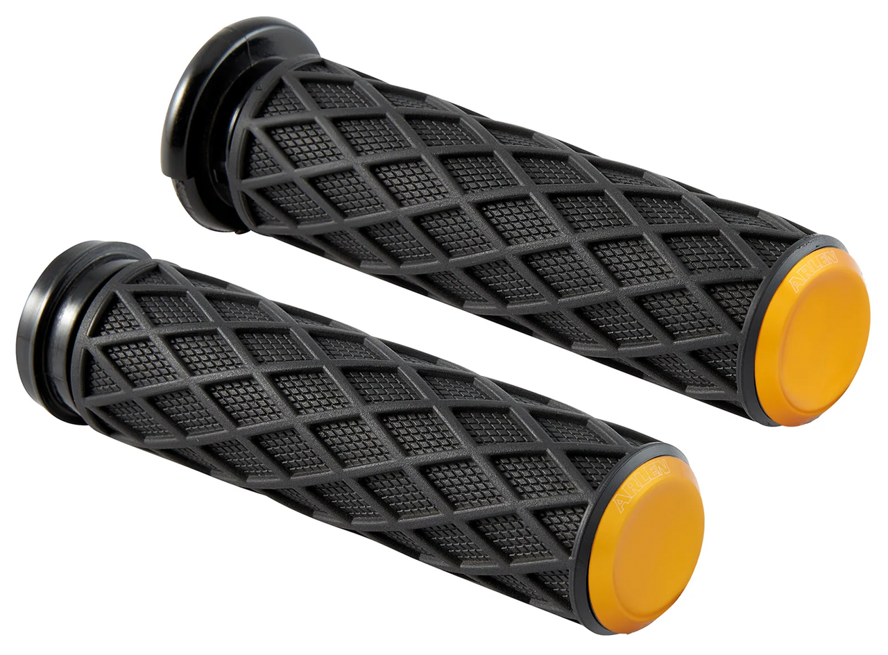 Arlen Ness Diamond Grips – Handlebar